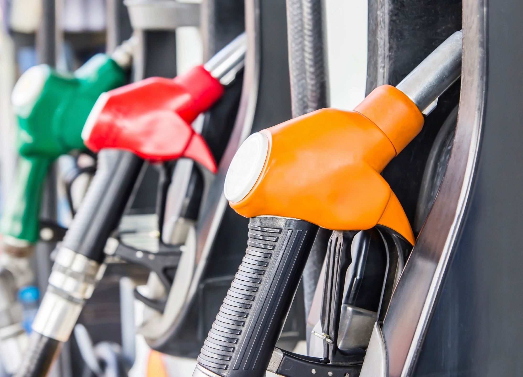 What’s the Difference Between Gasoline and Diesel?