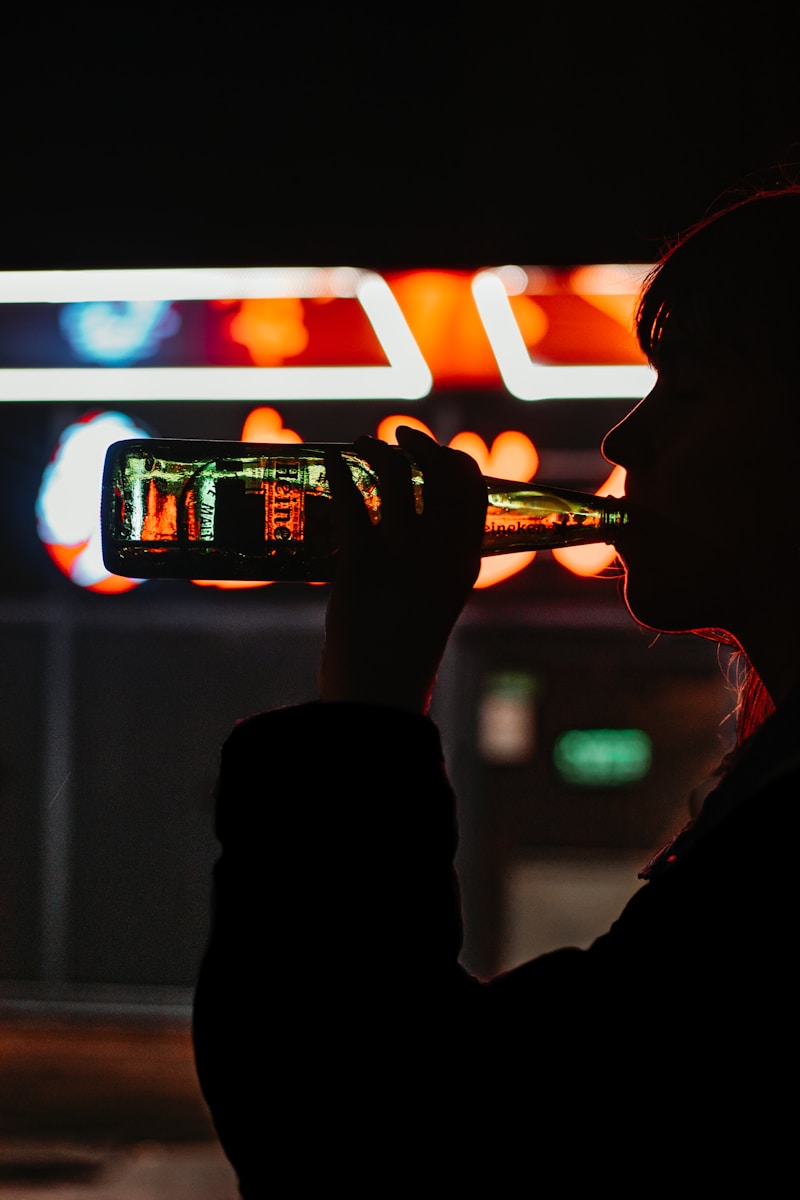 What is the criminal level of alcohol in the US and how many beers it takes to reach it