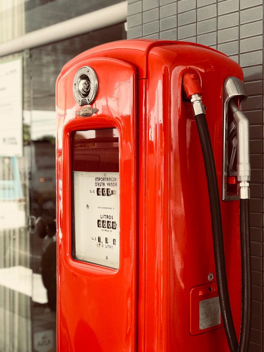 How Many Gallons of Gasoline Could the Median American Income Buy (1960–2025)